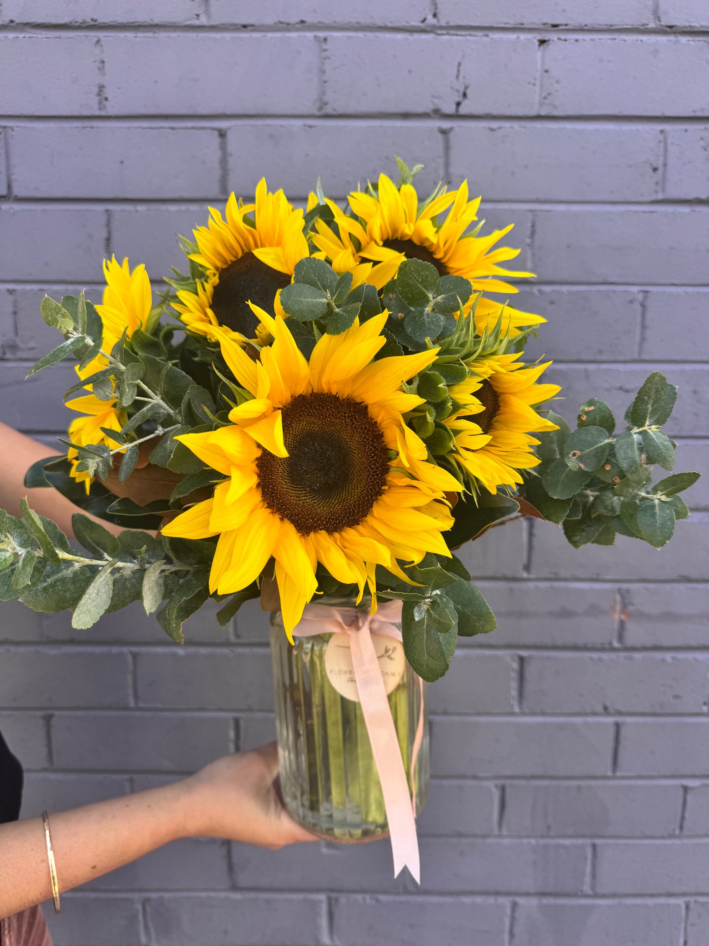 Sonny Vase